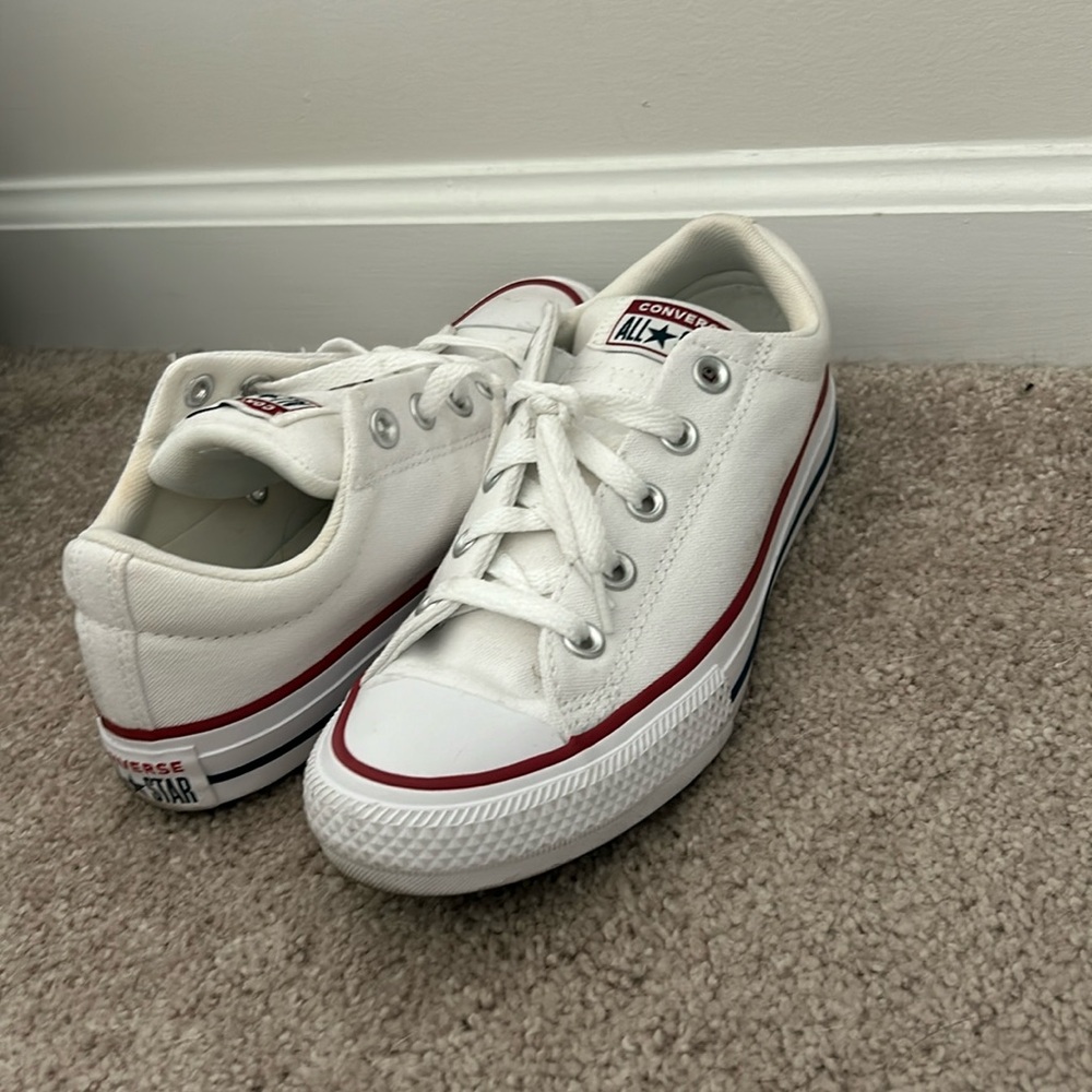 White converse 3.5